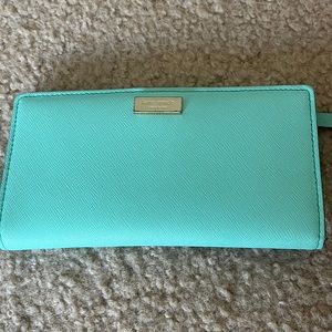 Kate Spade mint wallet